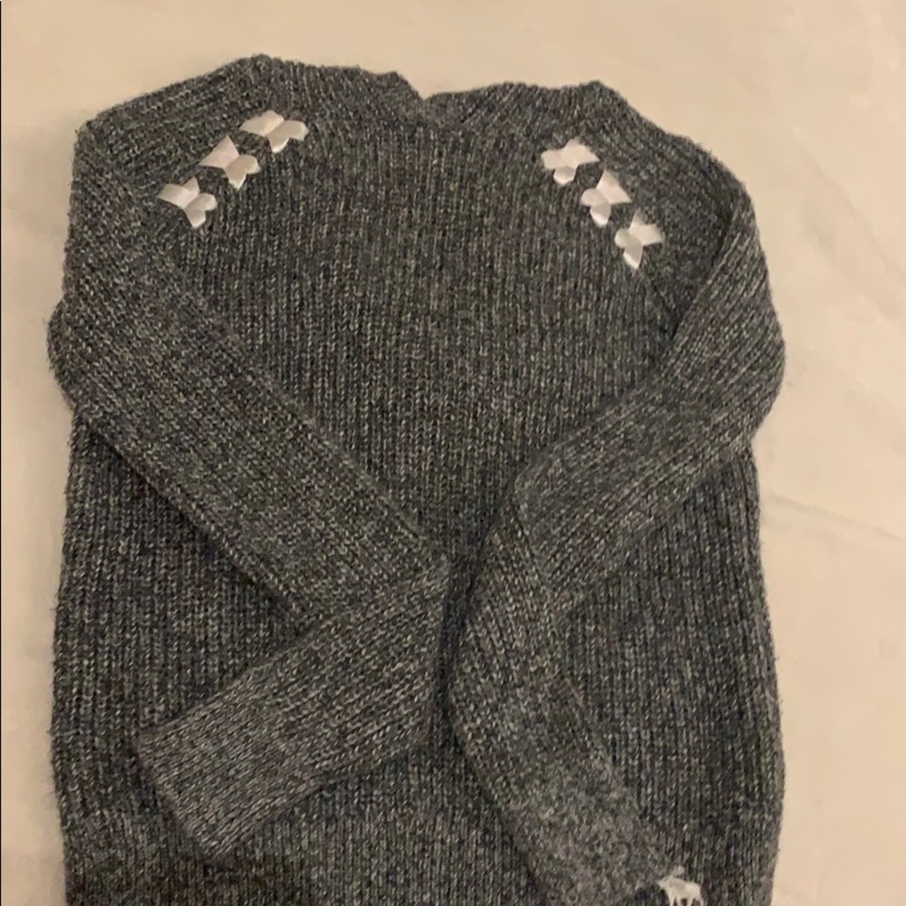 Abercrombie kids gray sweater hoodie